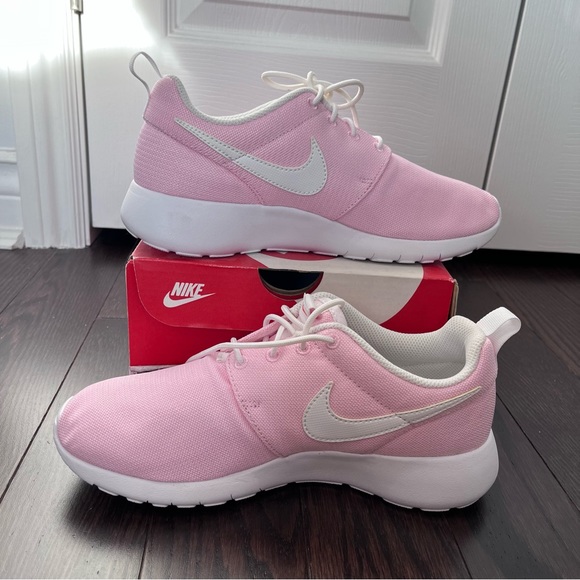 Nike | Roshie One - Picture 1 of 7